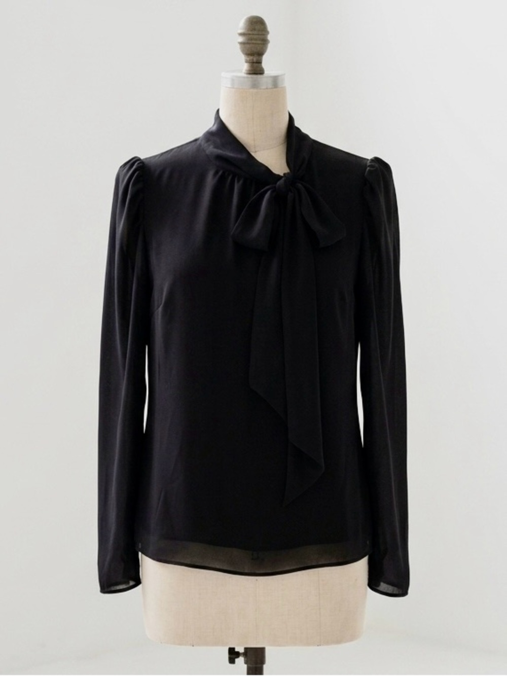 Dynamite| NEW Black Bow-Tie Long Puff Sleeve Lightweight Blouse Sz M NWT